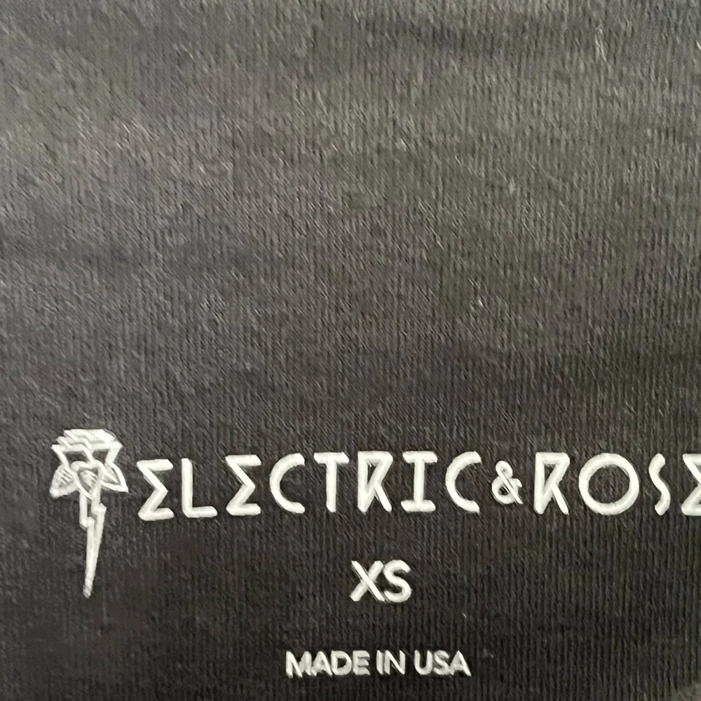 Electric & Rose - Picture 7 of 10